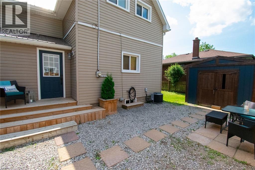 820 Cedar Street, Dunnville, Ontario  N1A 2K2 - Photo 44 - 40851440