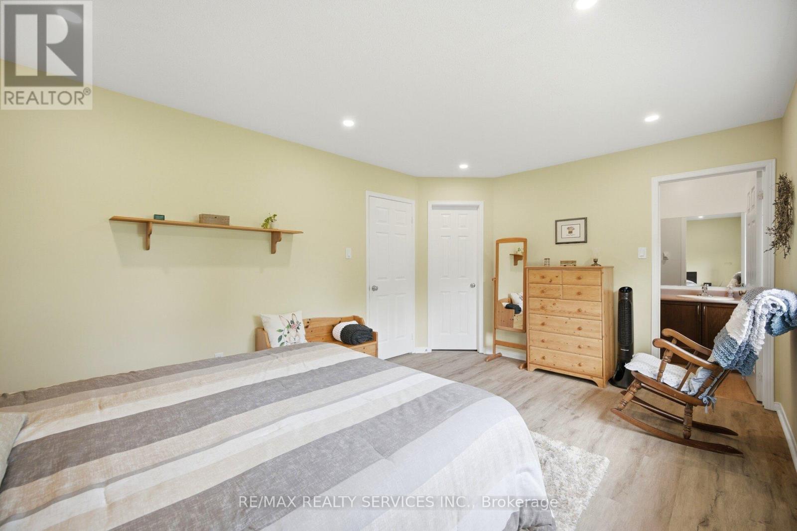 38 Furrows End, Brampton, Ontario  L6Z 4S5 - Photo 24 - W13669862