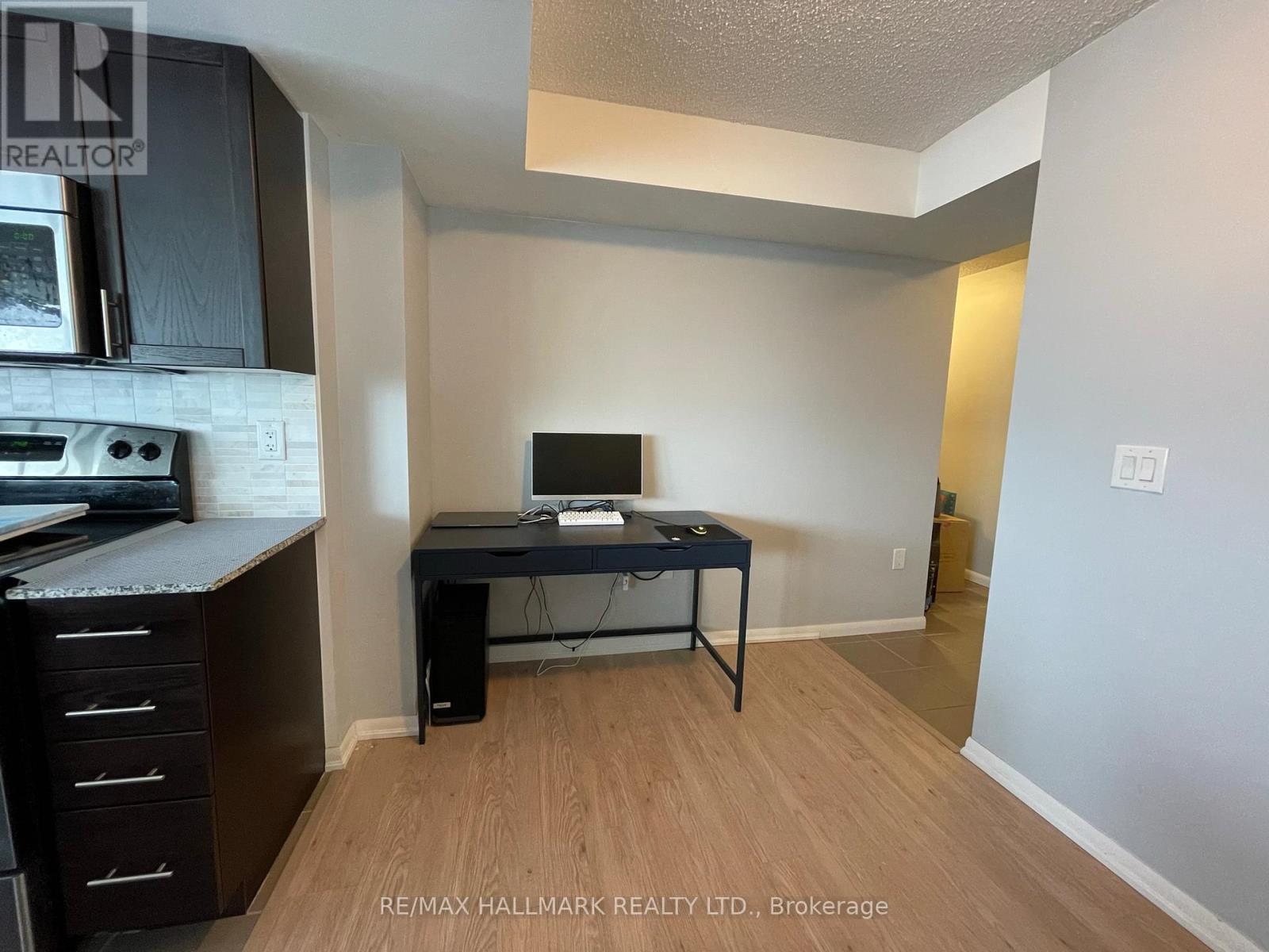 1507 - 830 Lawrence Avenue W, Toronto, Ontario  M6A 0A2 - Photo 2 - W13669898