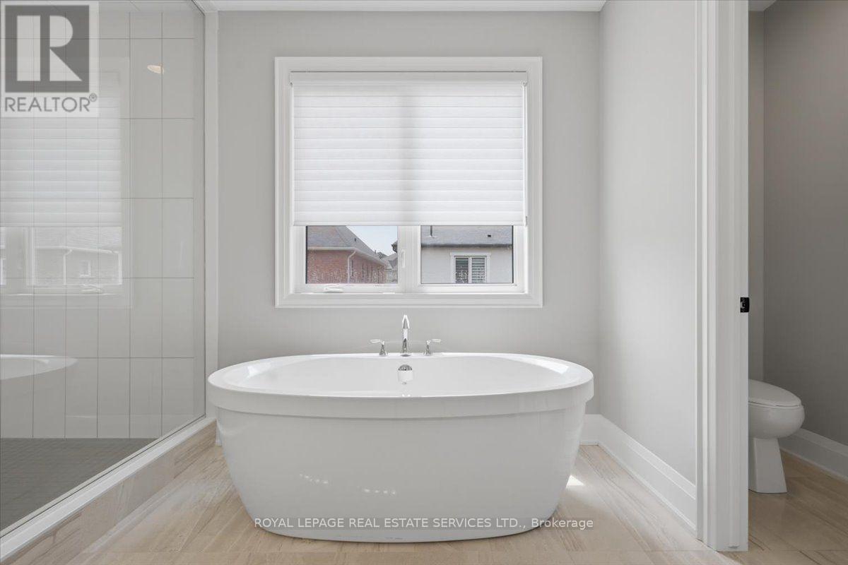 3300 Sunningdale Gardens, Oakville, Ontario  L6M 5K5 - Photo 25 - W13669908