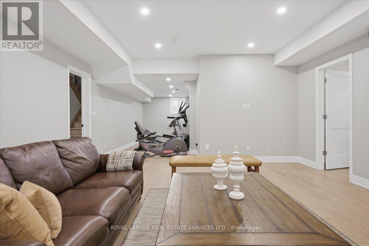 3300 Sunningdale Gardens, Oakville, Ontario  L6M 5K5 - Photo 36 - W13669908