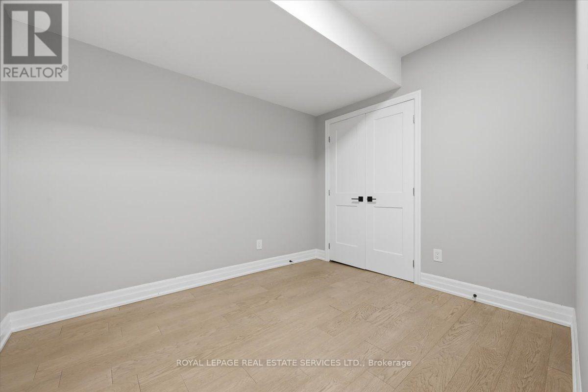 3300 Sunningdale Gardens, Oakville, Ontario  L6M 5K5 - Photo 44 - W13669908