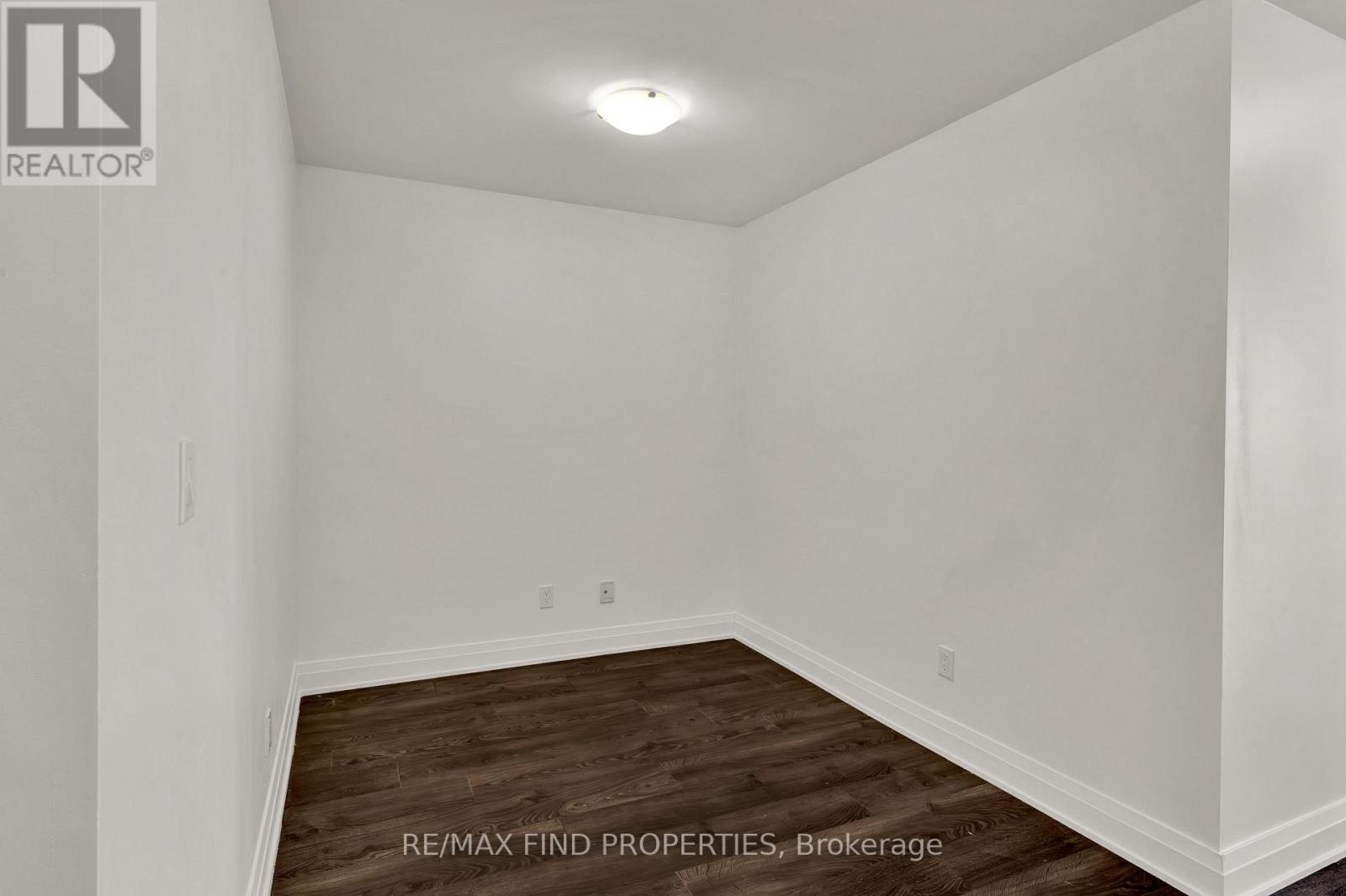 1504 - 55 Speers Road, Oakville, Ontario  L6K 0H9 - Photo 12 - W13670012