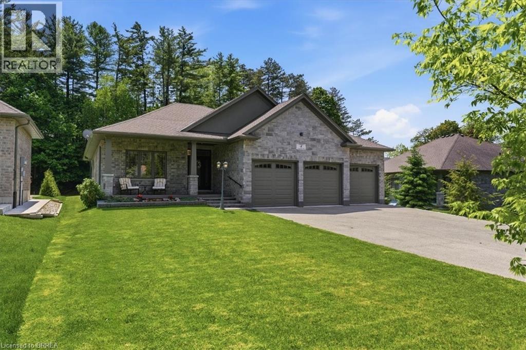 4 Lynndale Road, Simcoe, Ontario  N3Y 0E2 - Photo 2 - 40833233