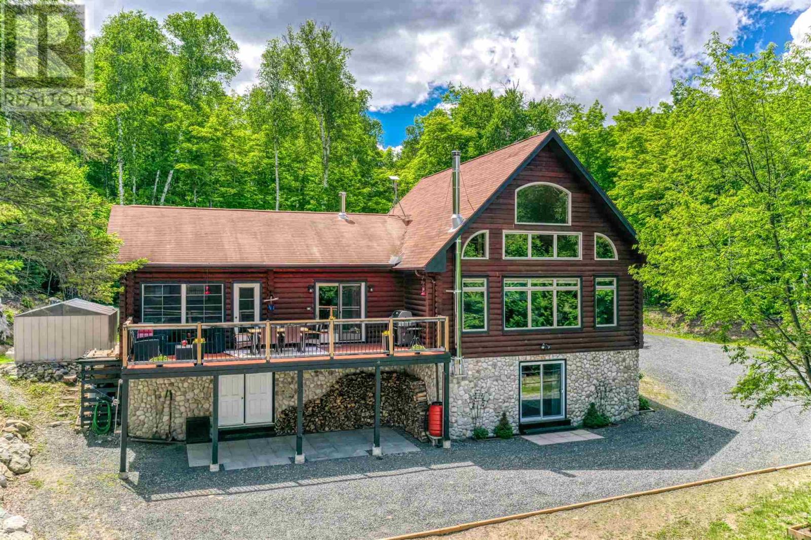 6 Quirke Ln, Elliot Lake, Ontario  P5A 2S9 - Photo 2 - SM261573
