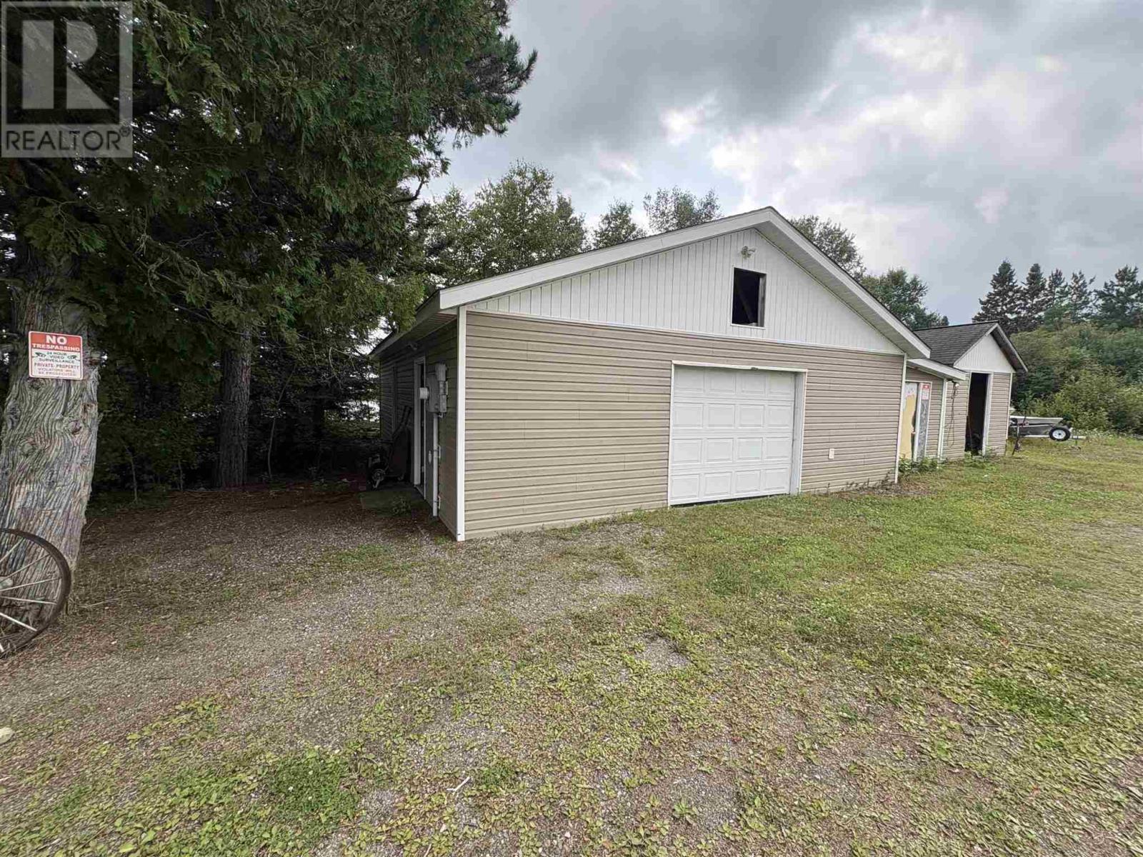 25 Mulligans Bay Rd, Chapleau, Ontario  P0M 1K0 - Photo 3 - SM261985
