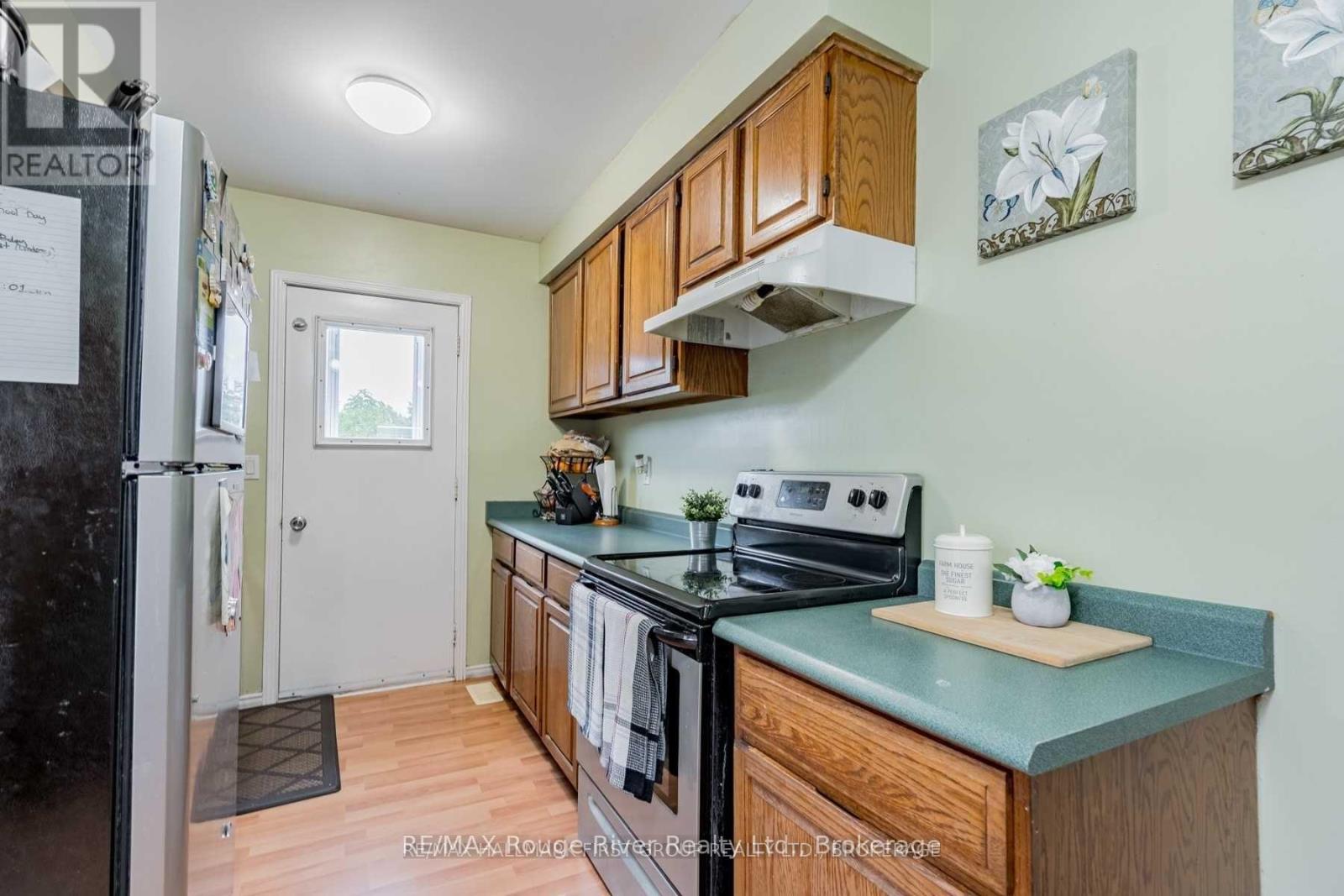 465 Burnham Manor Court, Cobourg, Ontario  K9A 5B9 - Photo 7 - X13670098