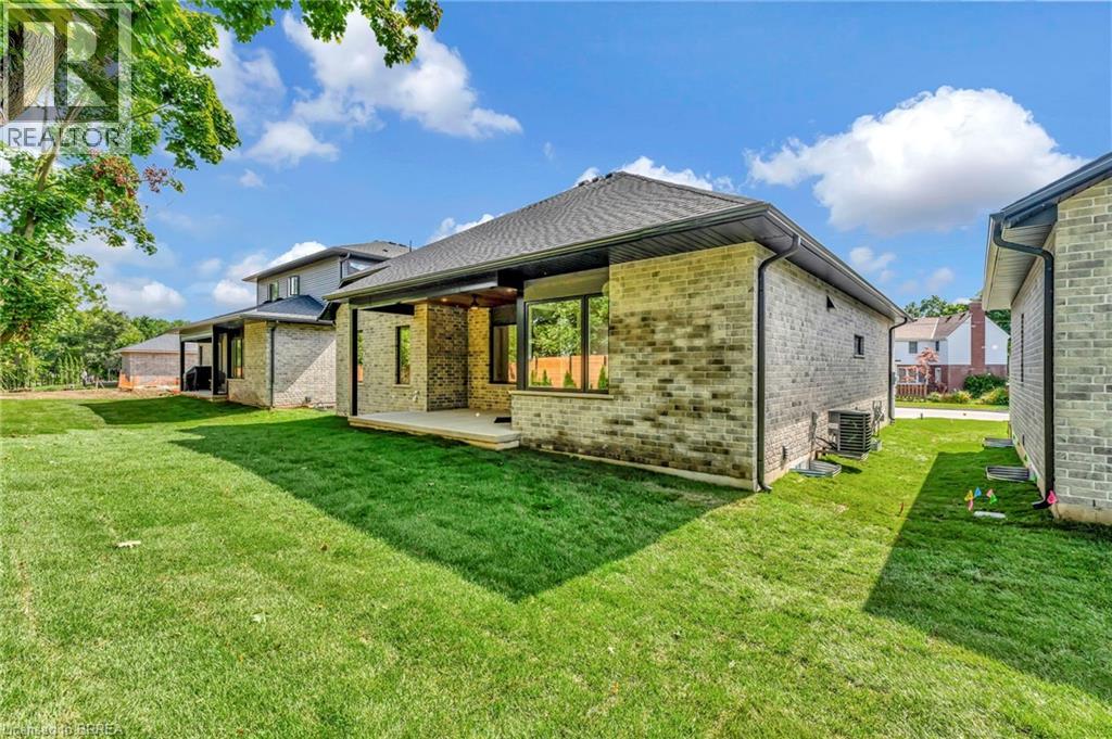 161 Parkside Drive, Brantford, Ontario  N3T 0S9 - Photo 31 - 40733630