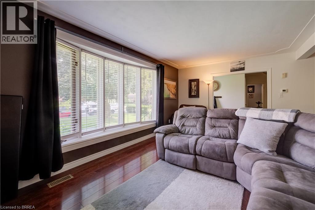 60 Driftwood Drive, Brantford, Ontario  N3R 3K4 - Photo 8 - 40842086