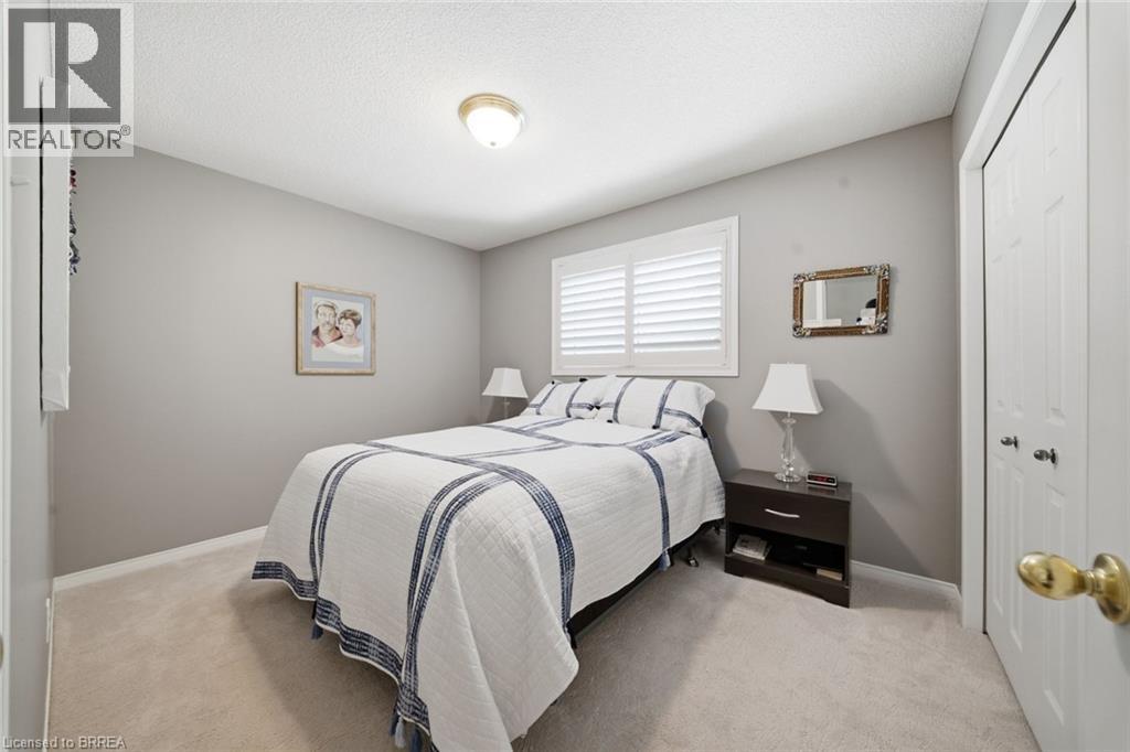 37 Mc Intosh Court, Brantford, Ontario  N3R 7Y1 - Photo 18 - 40855269