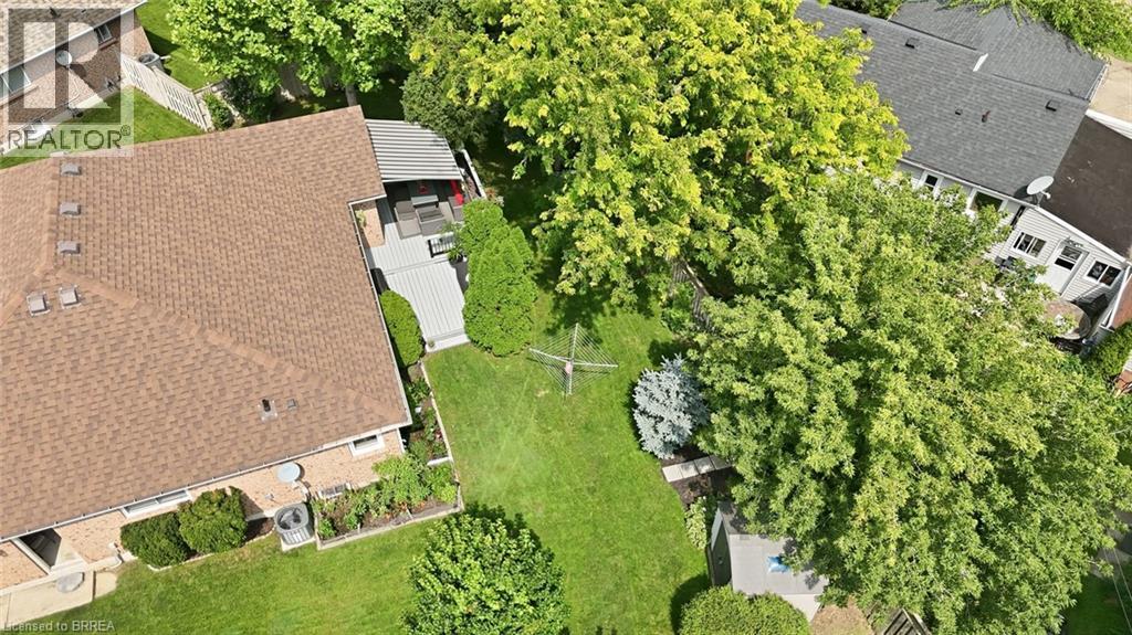 37 Mc Intosh Court, Brantford, Ontario  N3R 7Y1 - Photo 42 - 40855269