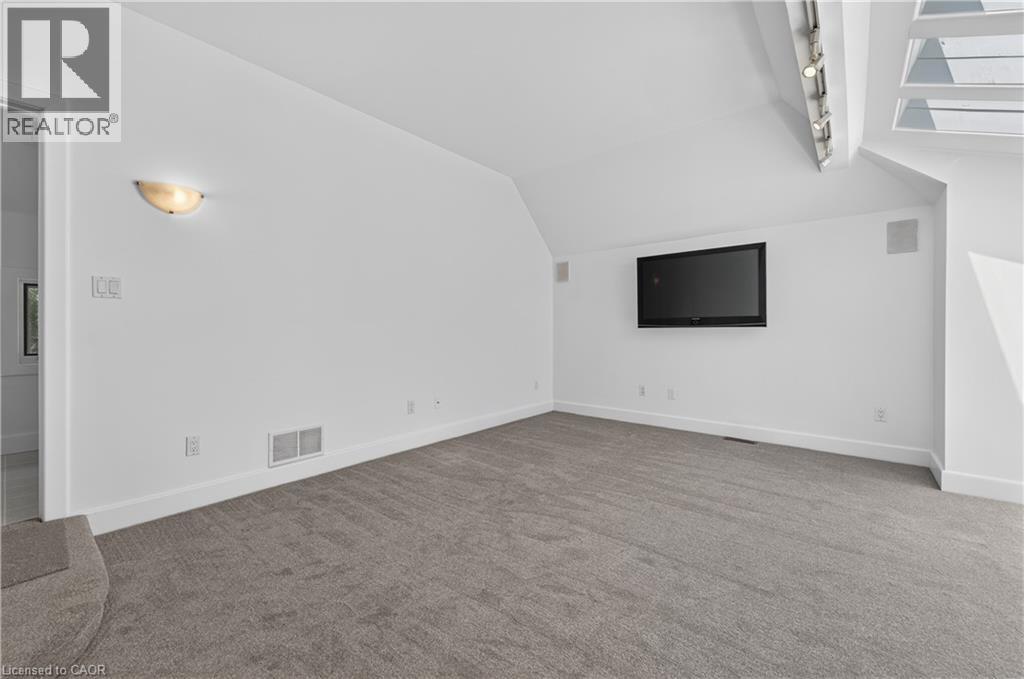 4 Forsyth Avenue N, Hamilton, Ontario  L8S 4E1 - Photo 27 - 40855330
