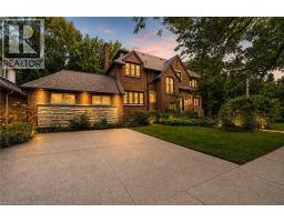 4 FORSYTH Avenue N, Hamilton, Ontario