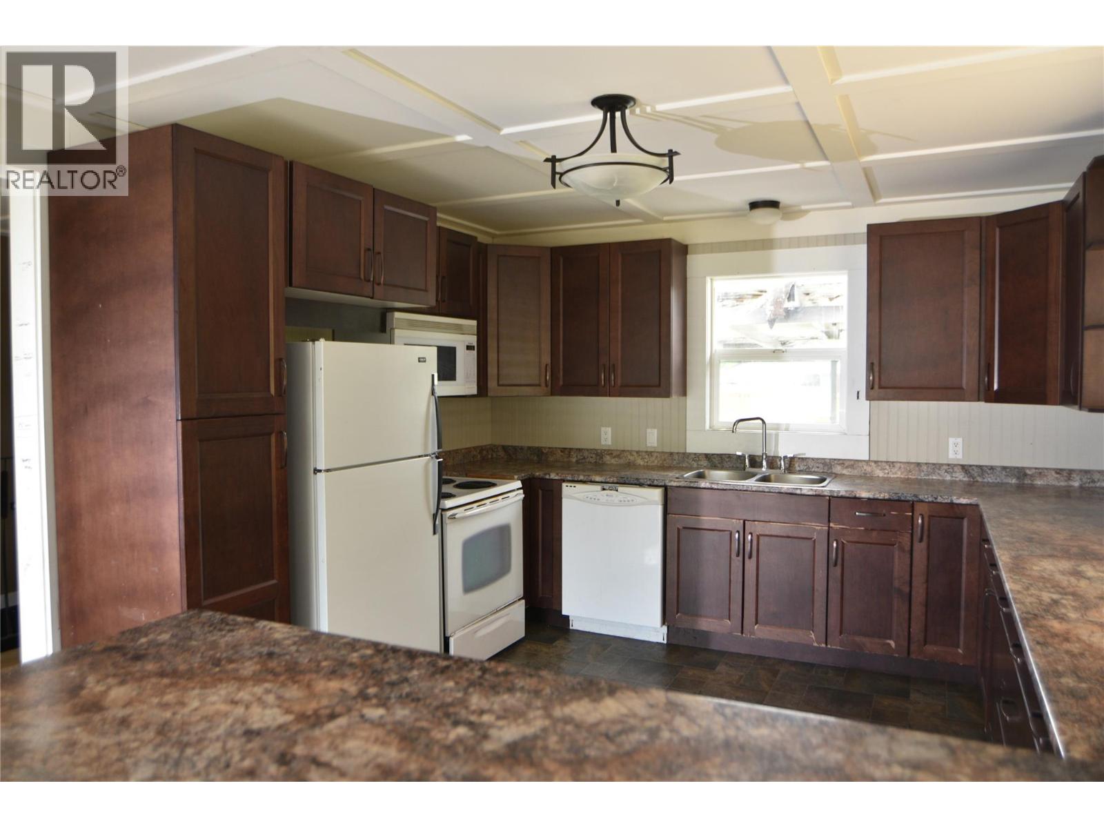 6624 19th Street, Grand Forks, British Columbia  V0H 1H0 - Photo 17 - 10390082