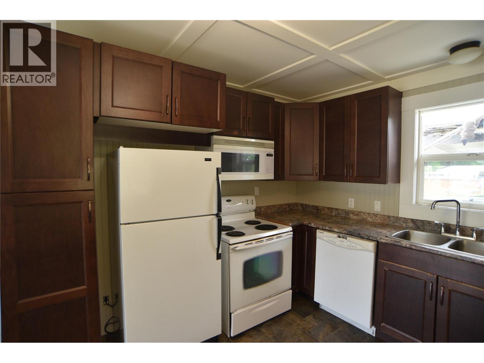 6624 19th Street, Grand Forks, British Columbia  V0H 1H0 - Photo 19 - 10390082