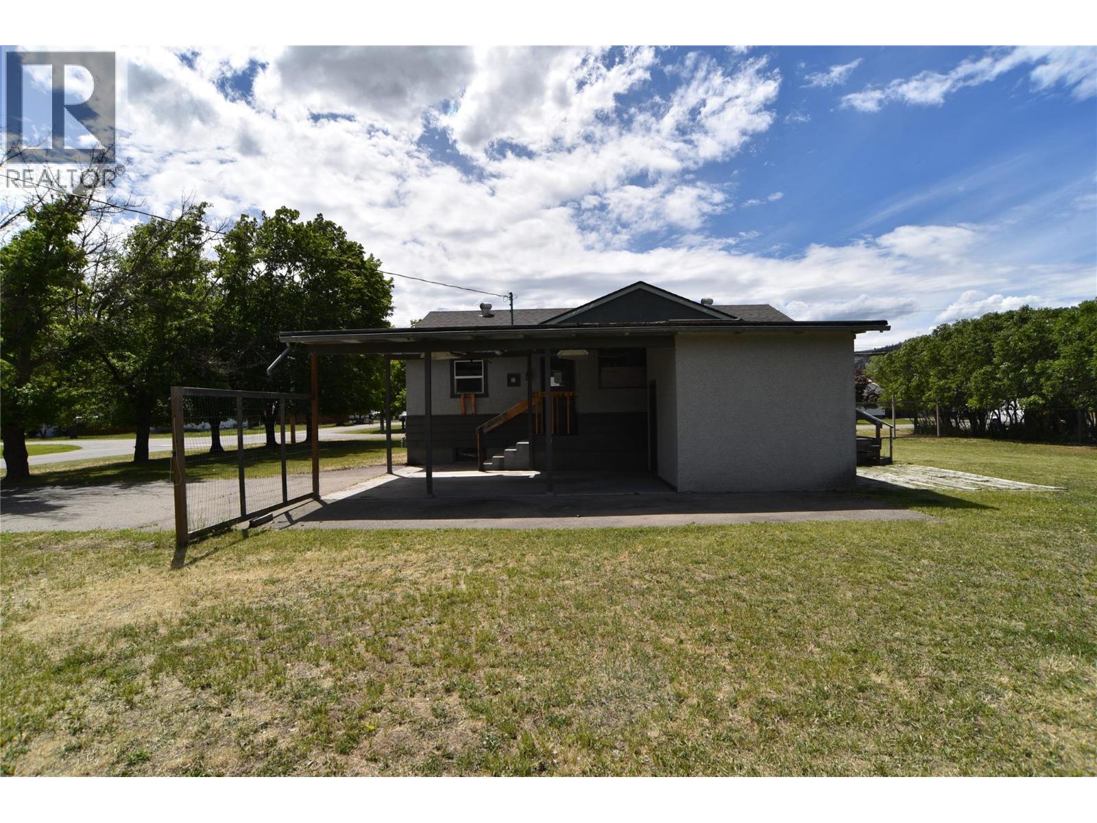 6624 19th Street, Grand Forks, British Columbia  V0H 1H0 - Photo 8 - 10390082