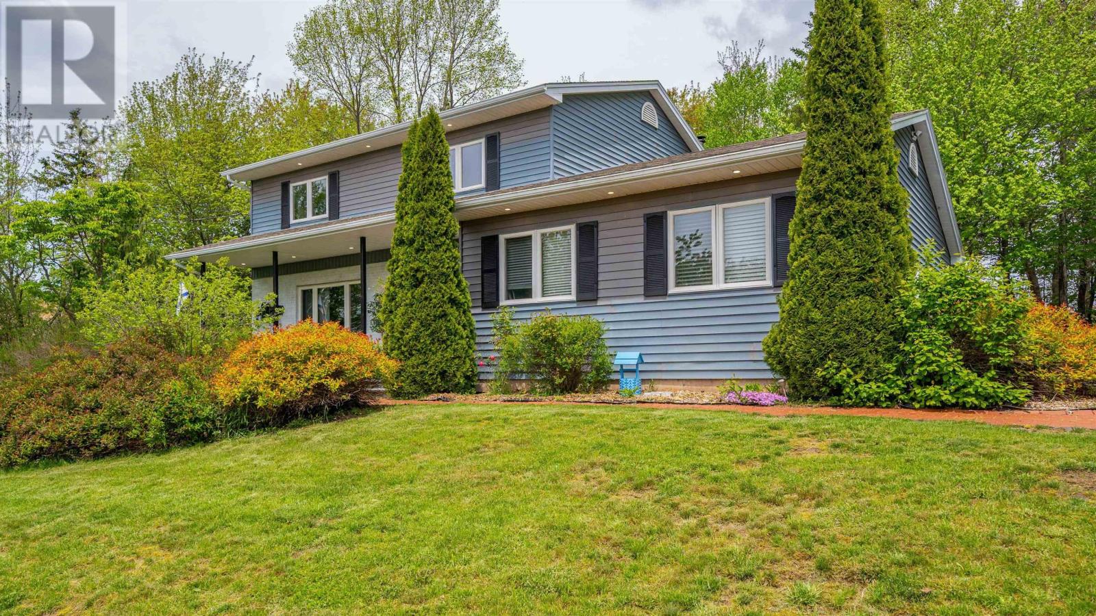 65 Lakehill Drive, Dartmouth, Nova Scotia  B2W 6C8 - Photo 2 - 202613114