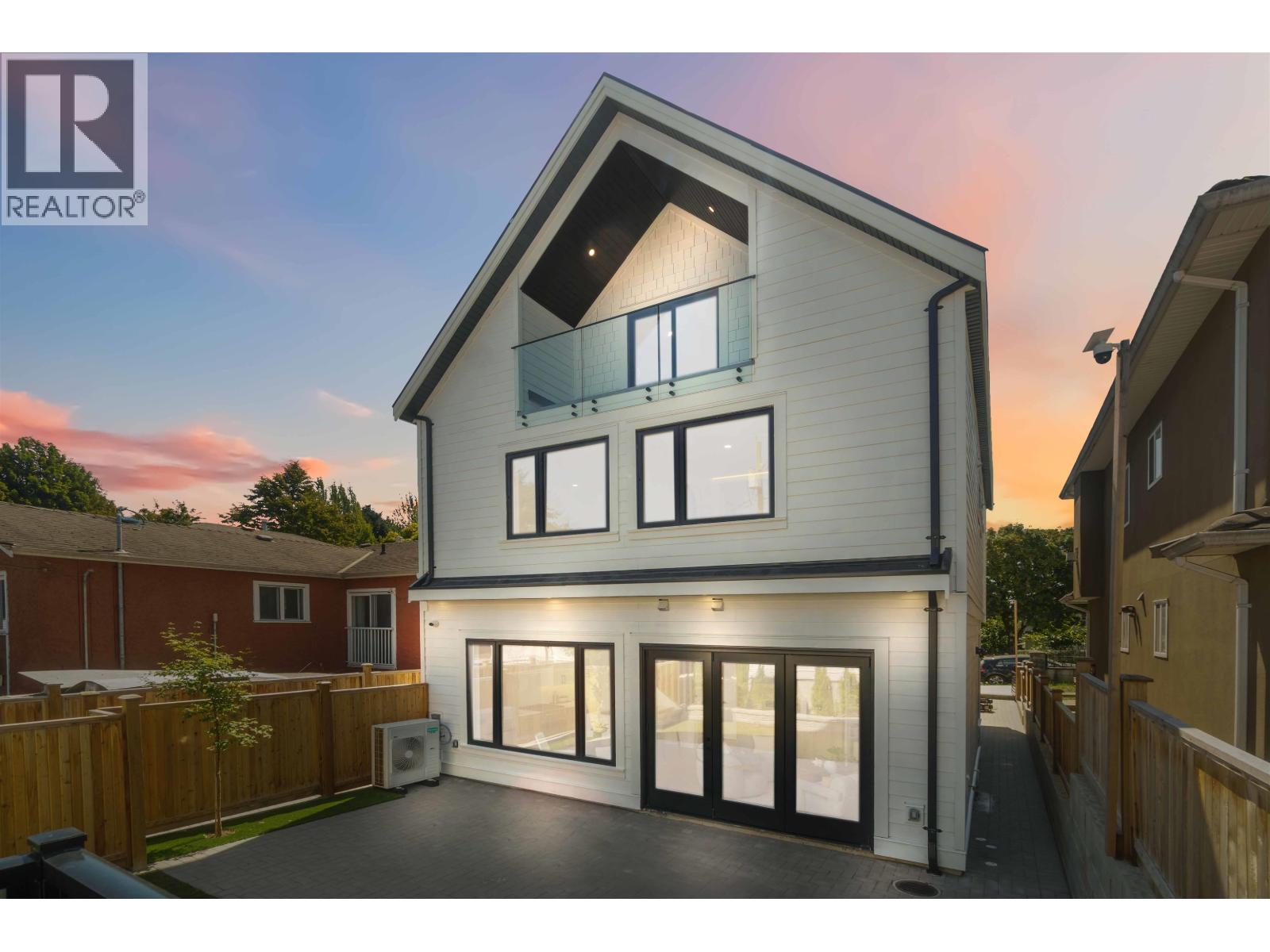 2 3271 E Georgia Street, Vancouver, British Columbia  V5K 2L2 - Photo 33 - R3155089