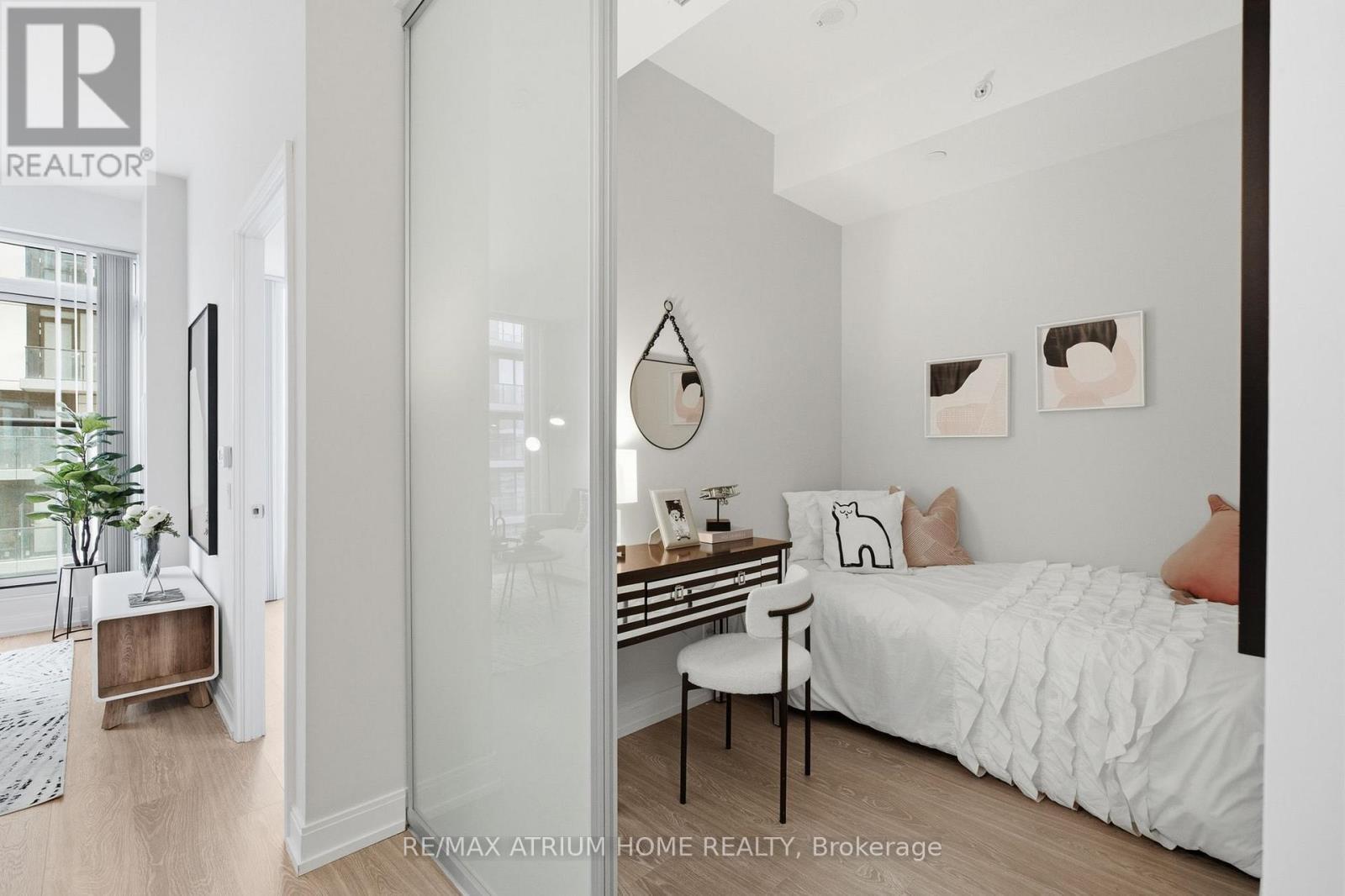 3601 - 181 Dundas Street E, Toronto, Ontario  M5A 0N5 - Photo 19 - C13670026