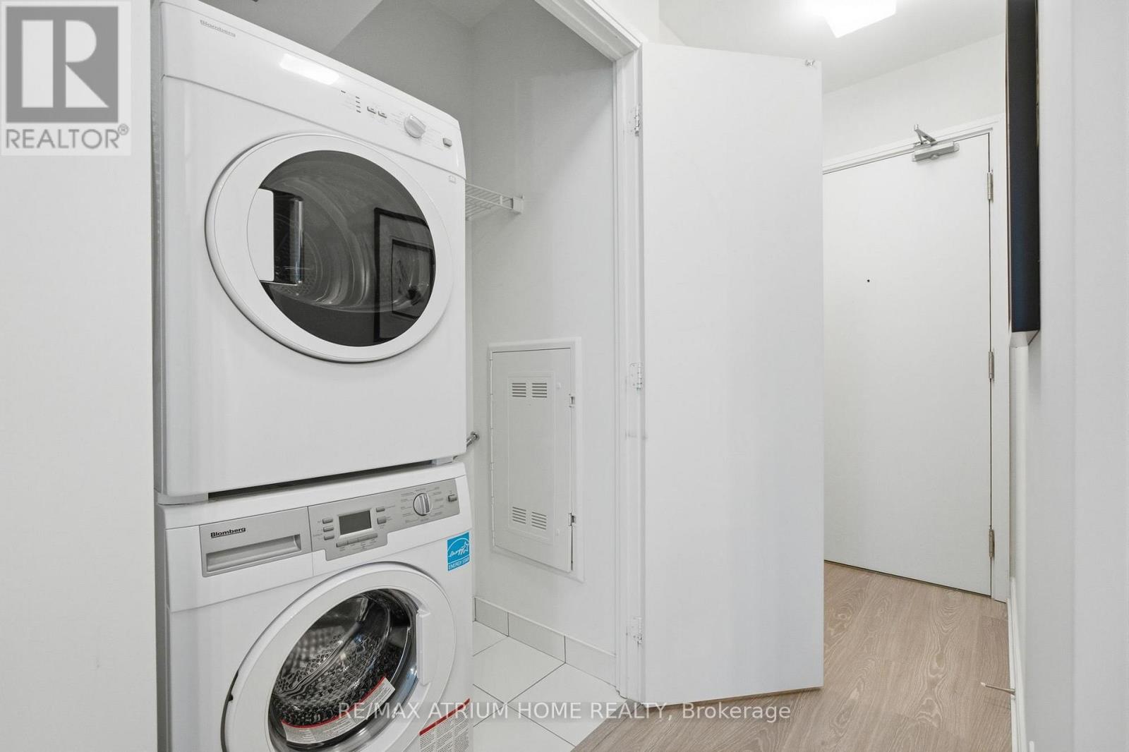3601 - 181 Dundas Street E, Toronto, Ontario  M5A 0N5 - Photo 24 - C13670026