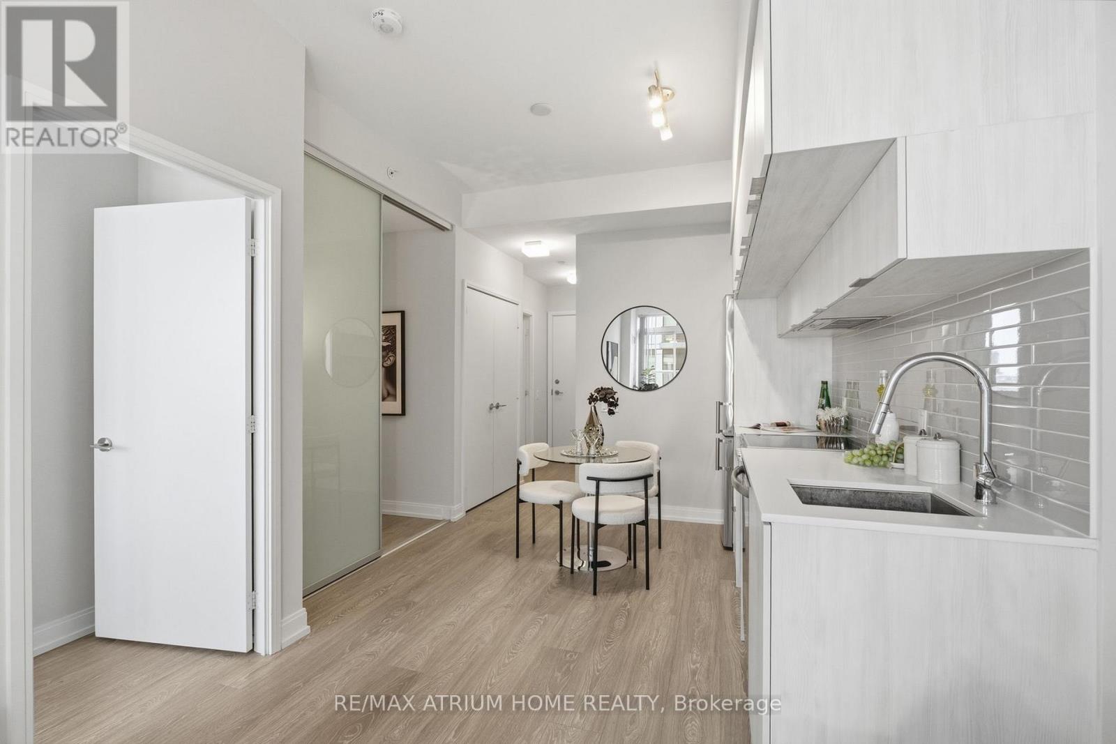 3601 - 181 Dundas Street E, Toronto, Ontario  M5A 0N5 - Photo 8 - C13670026