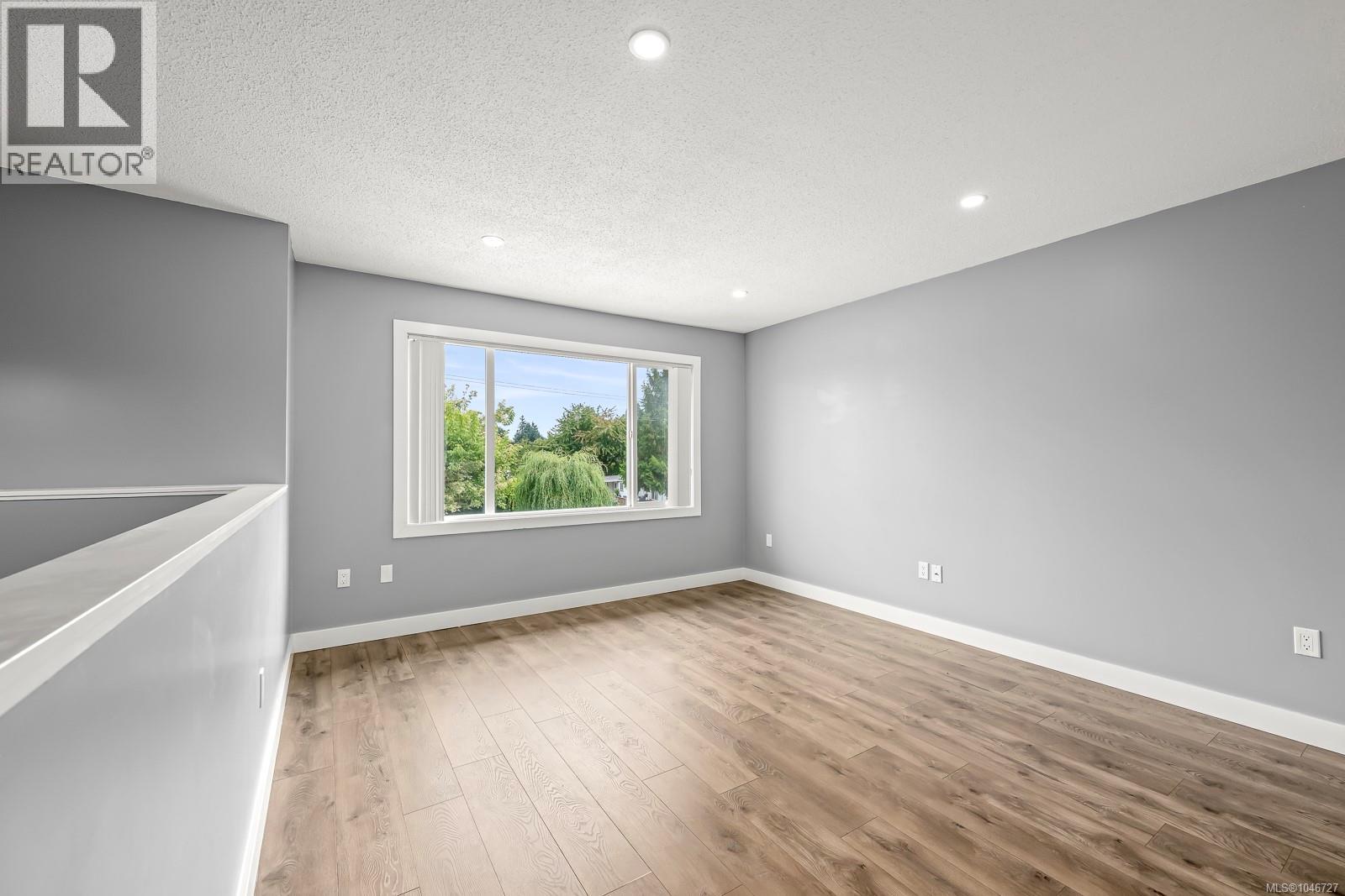 3303 Seventh St, Cumberland, British Columbia  V0R 1S0 - Photo 21 - 1046727