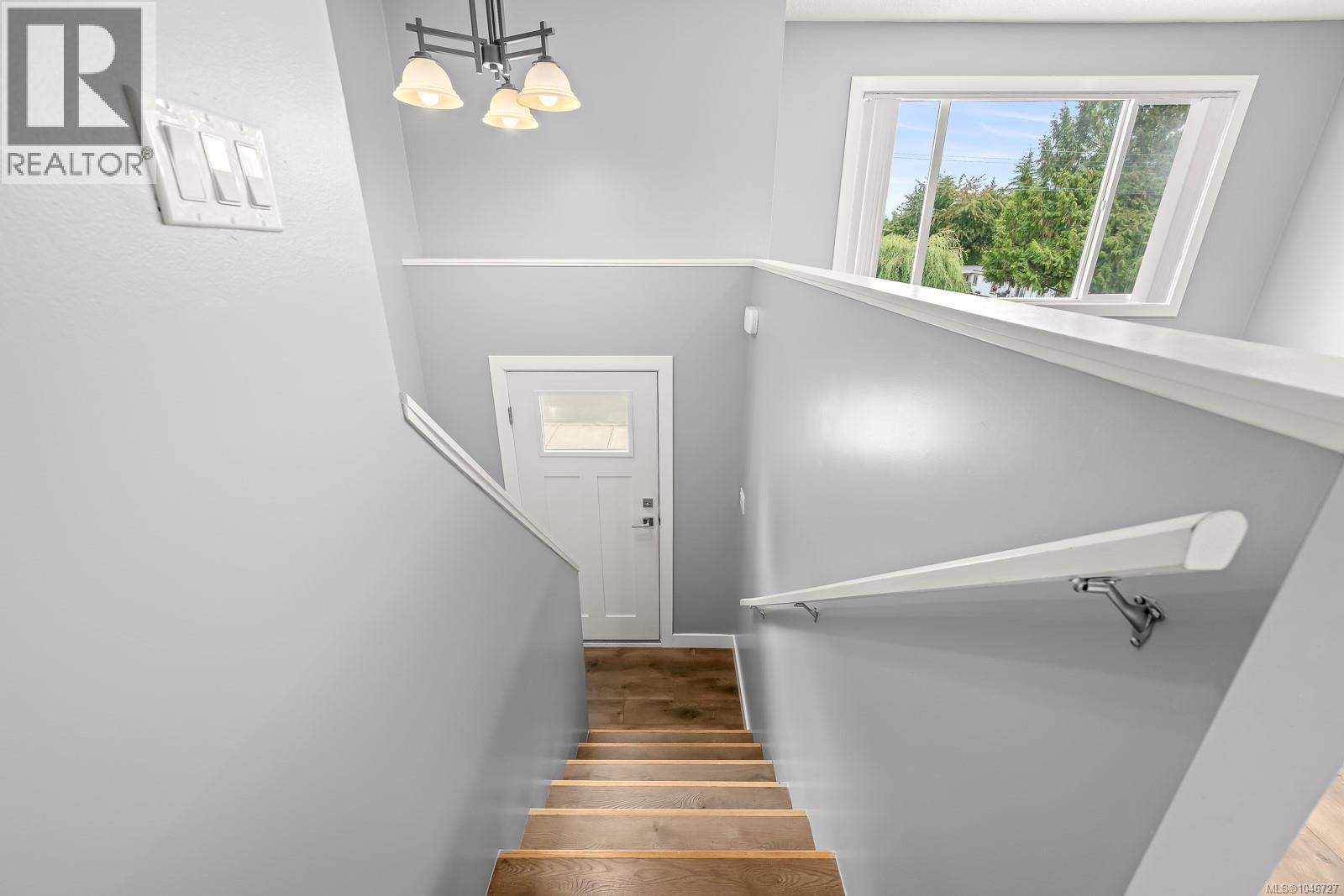 3303 Seventh St, Cumberland, British Columbia  V0R 1S0 - Photo 23 - 1046727