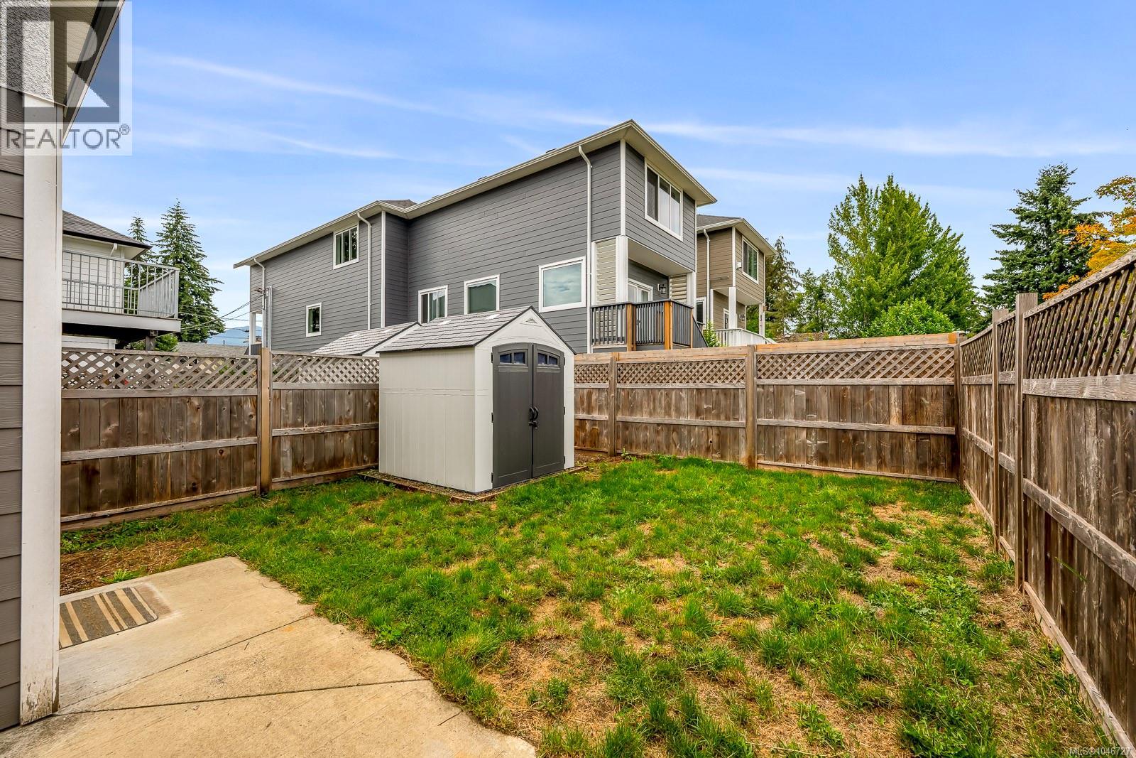 3303 Seventh St, Cumberland, British Columbia  V0R 1S0 - Photo 53 - 1046727