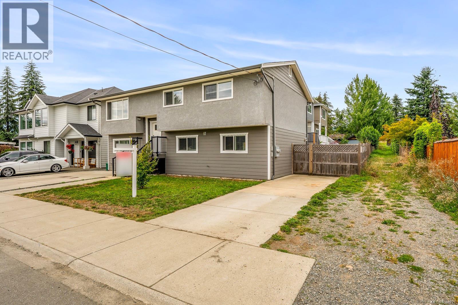 3303 Seventh St, Cumberland, British Columbia  V0R 1S0 - Photo 55 - 1046727