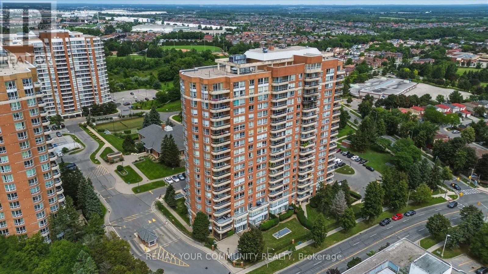 103 - 410 MCLEVIN AVENUE, Toronto, Ontario