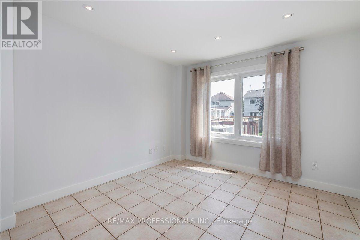 10 Corrie Crescent, Essa (Angus), Ontario L0M 1B3 - Photo 10 - N13670058