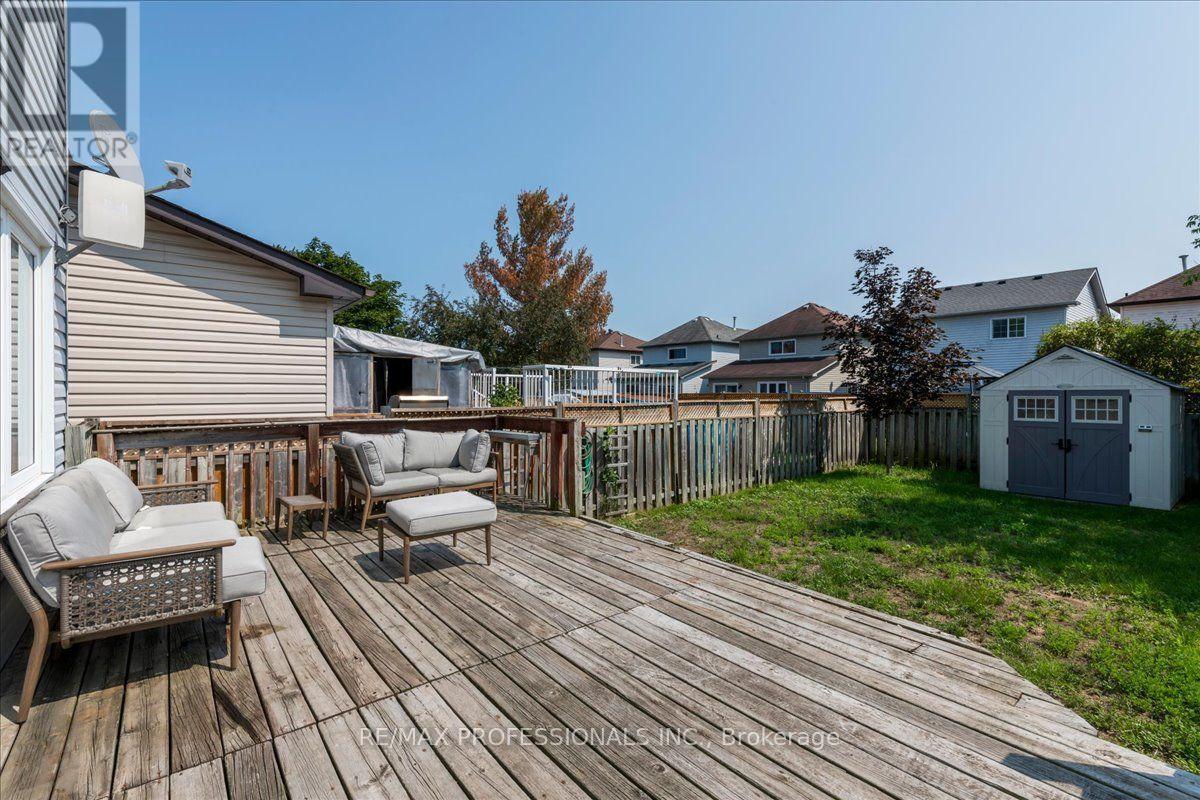 10 Corrie Crescent, Essa (Angus), Ontario L0M 1B3 - Photo 24 - N13670058