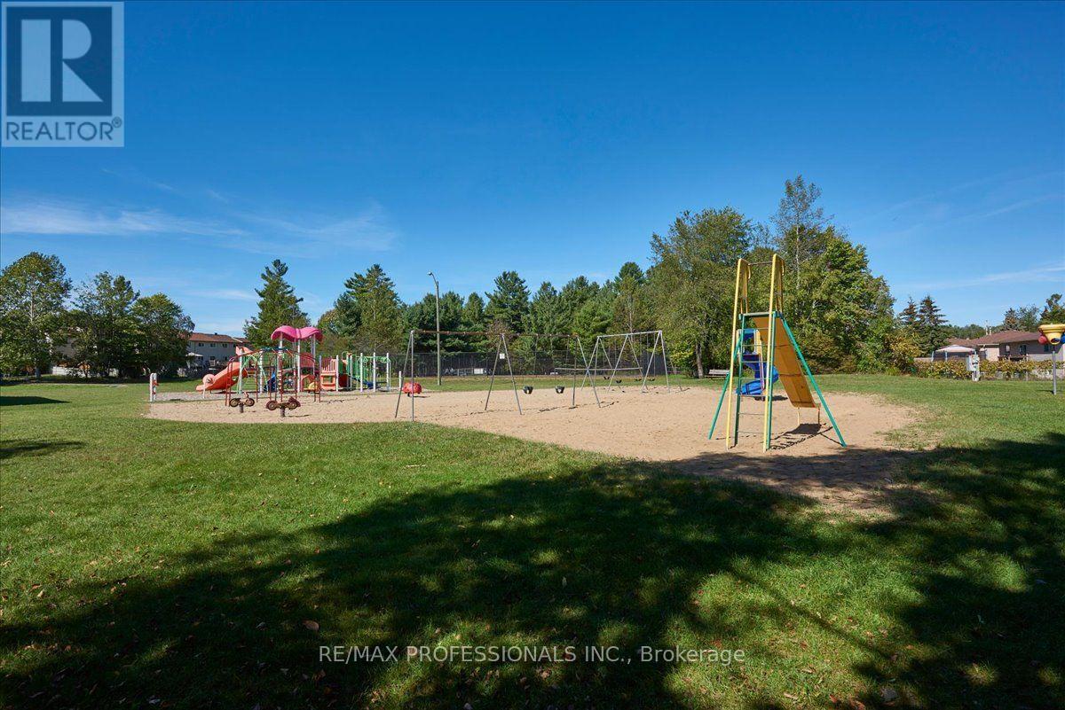 10 Corrie Crescent, Essa (Angus), Ontario L0M 1B3 - Photo 29 - N13670058
