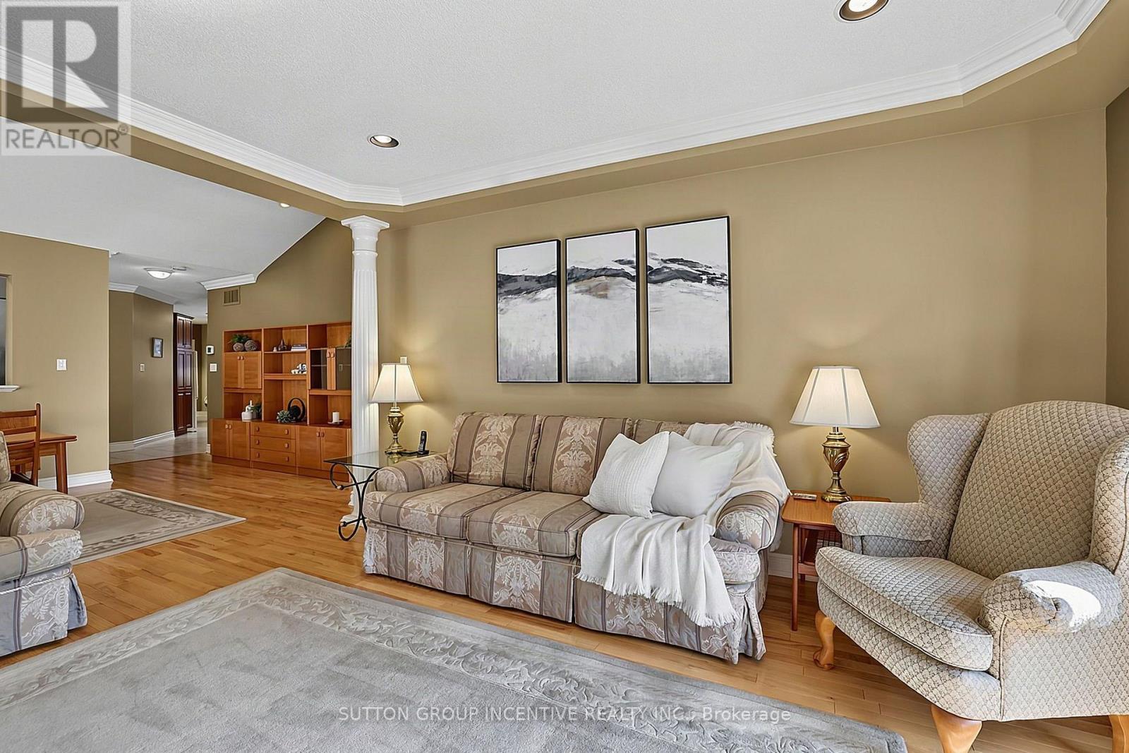 13 Renaissance Point, New Tecumseth, Ontario  L9R 2H8 - Photo 17 - N13670148