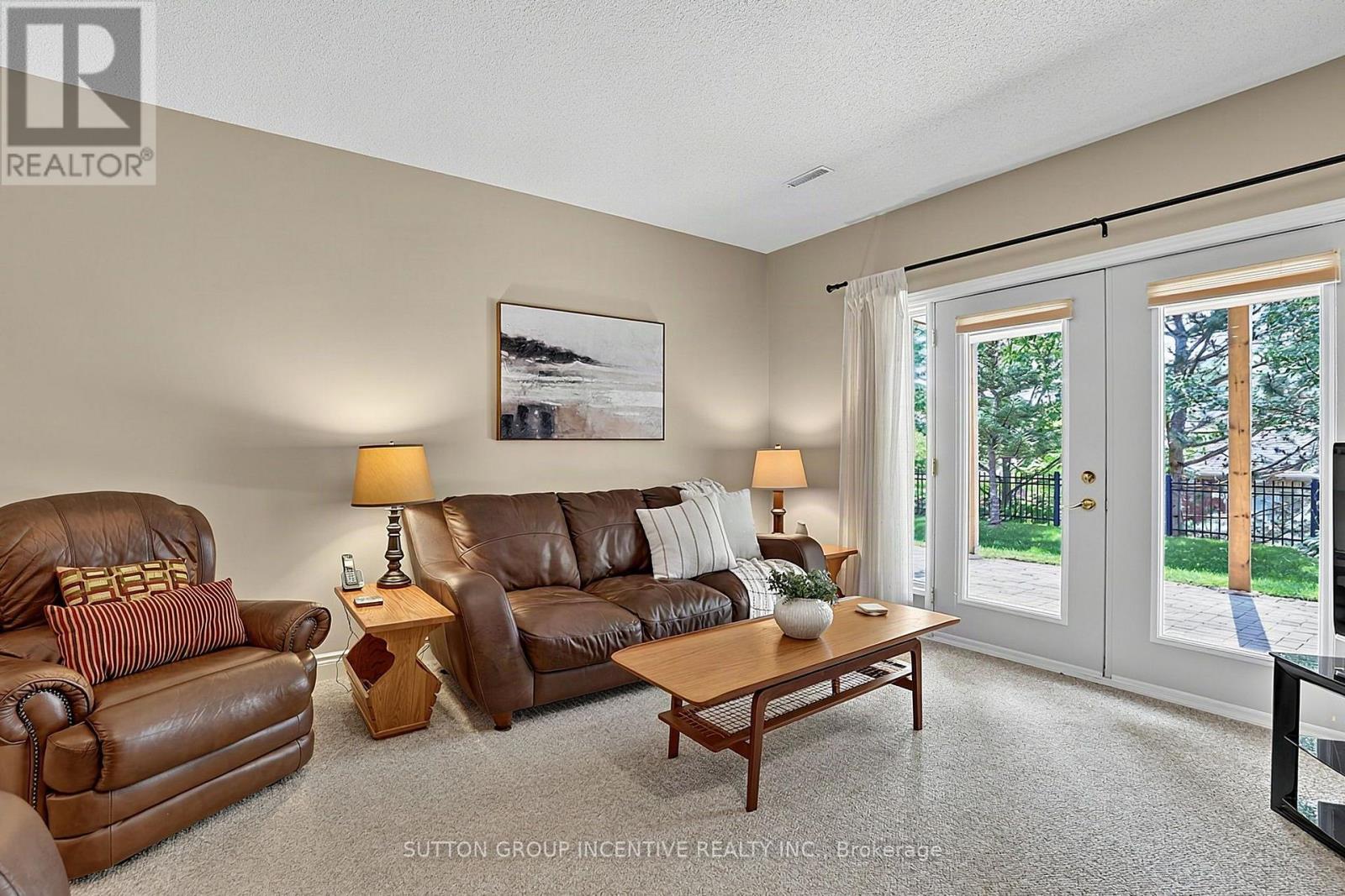 13 Renaissance Point, New Tecumseth, Ontario  L9R 2H8 - Photo 31 - N13670148