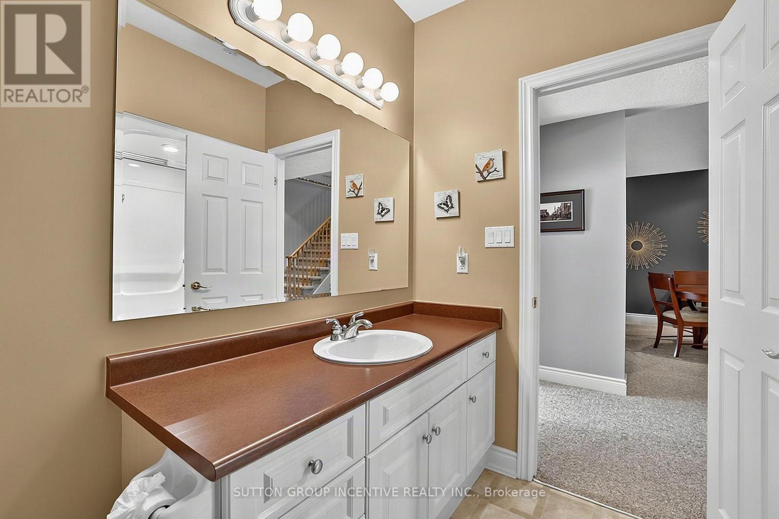 13 Renaissance Point, New Tecumseth, Ontario  L9R 2H8 - Photo 37 - N13670148