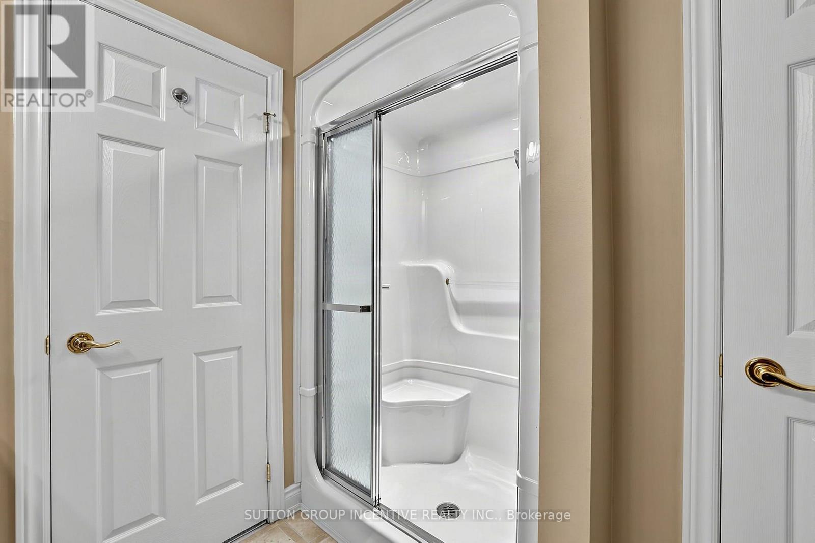 13 Renaissance Point, New Tecumseth, Ontario  L9R 2H8 - Photo 38 - N13670148