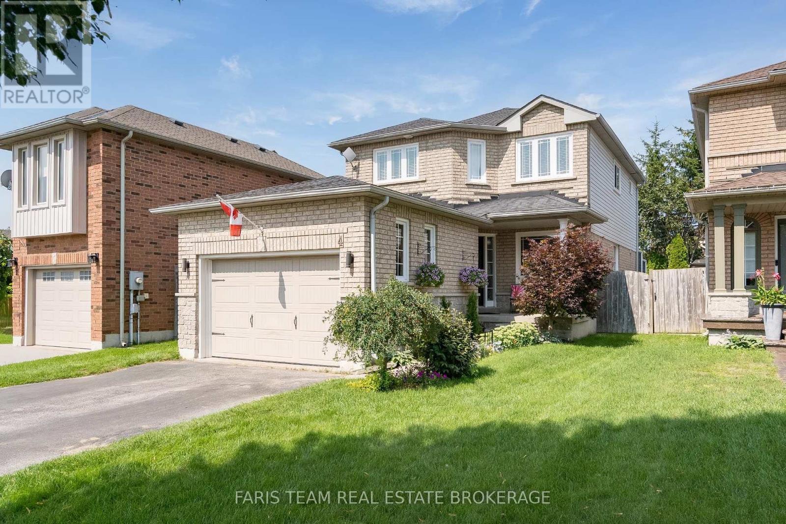 4 BLUEGRASS DRIVE, barrie (holly), Ontario