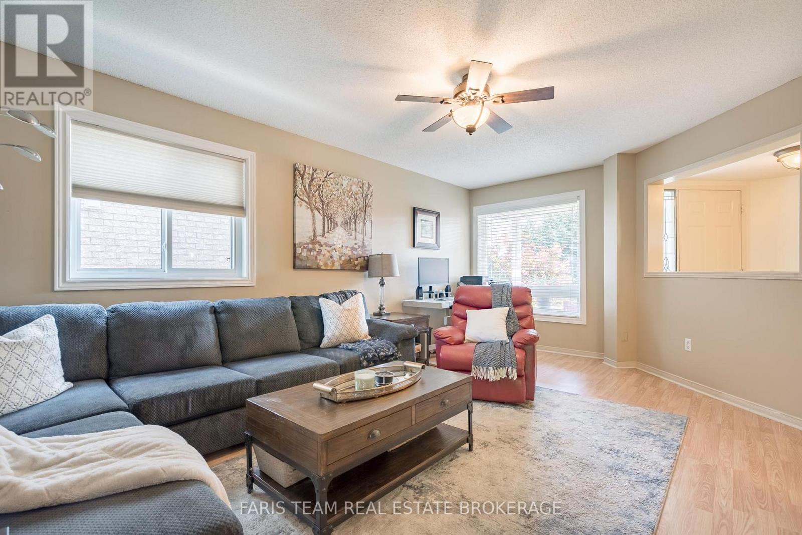 4 Bluegrass Drive, Barrie (Holly), Ontario  L4N 9N6 - Photo 13 - S13670056