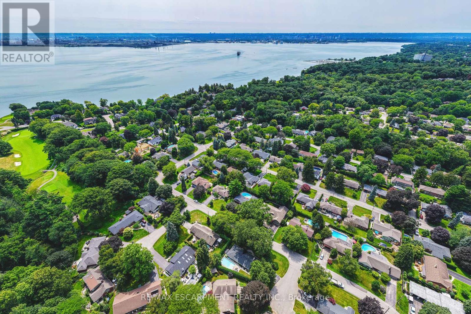 794 Falcon Boulevard, Burlington, Ontario  L7T 3B3 - Photo 42 - W13670022