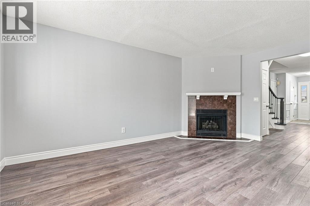 1 Perthshire Court, Hamilton, Ontario  L9B 2H1 - Photo 10 - 40855313