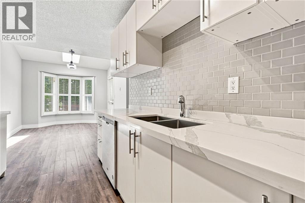 1 Perthshire Court, Hamilton, Ontario  L9B 2H1 - Photo 21 - 40855313