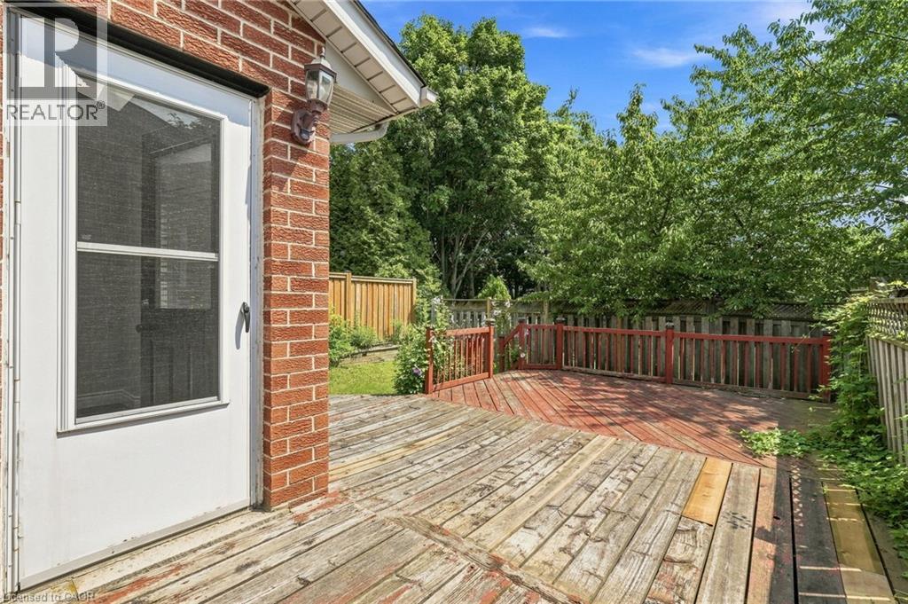 1 Perthshire Court, Hamilton, Ontario  L9B 2H1 - Photo 34 - 40855313