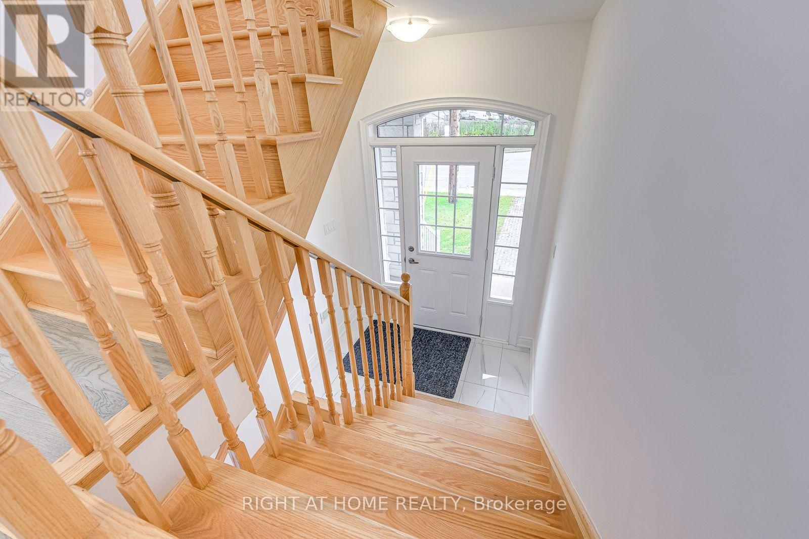 2579 Islington Avenue, Toronto, Ontario  M9V 4A2 - Photo 5 - W13670064