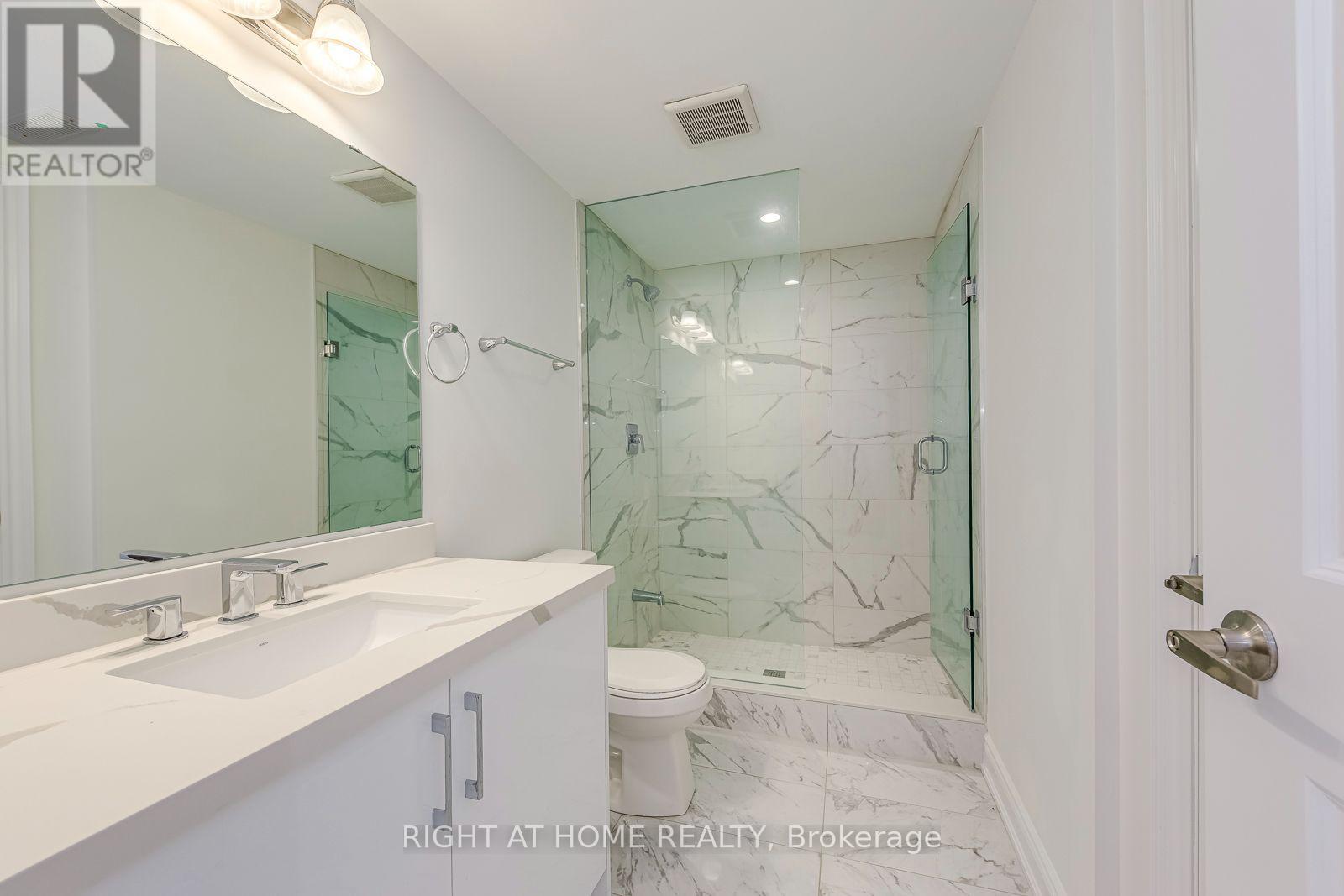 2577 Islington Avenue, Toronto, Ontario  M9V 4A2 - Photo 42 - W13670070