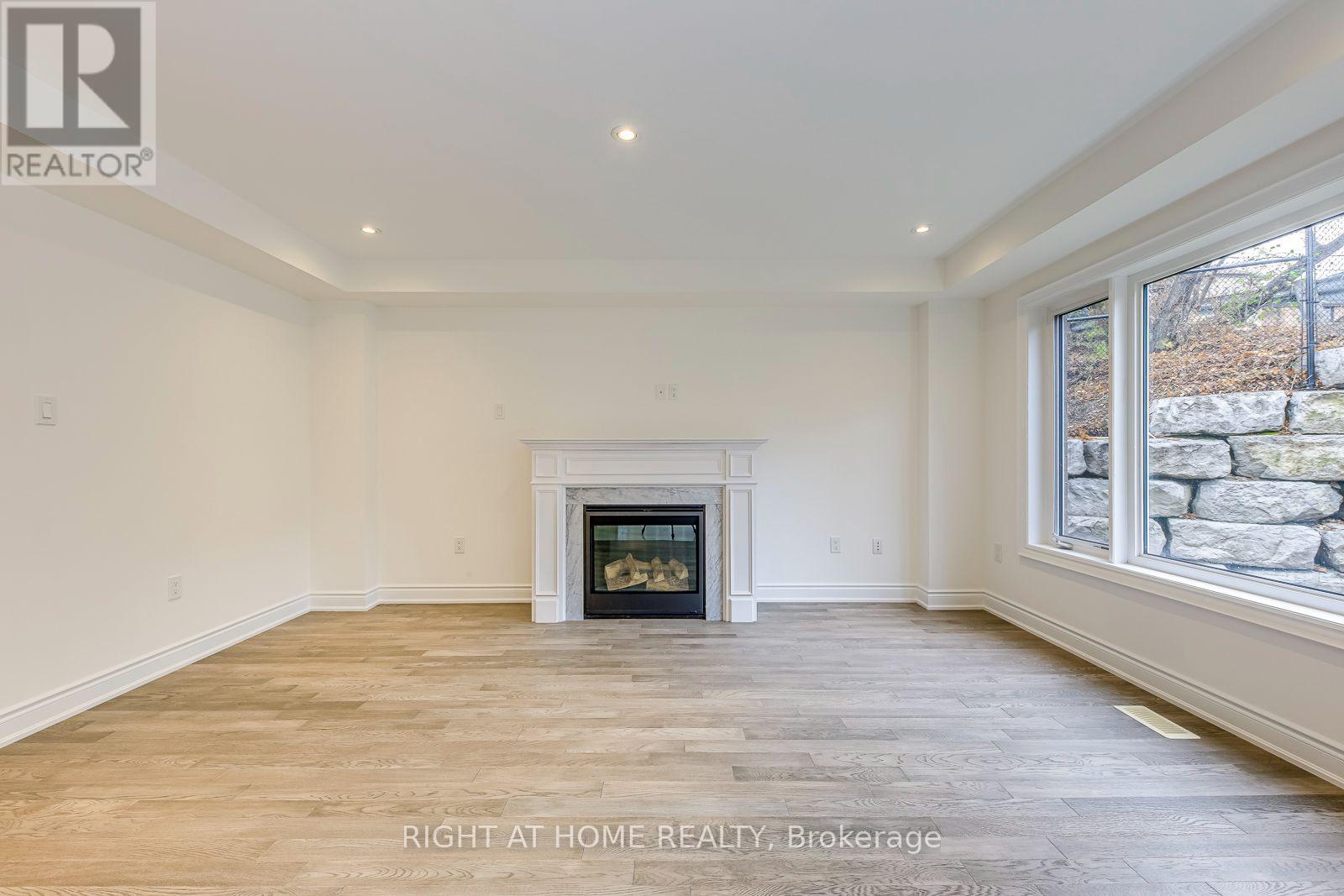 2581 Islington Avenue, Toronto, Ontario  M9V 4A2 - Photo 12 - W13670074