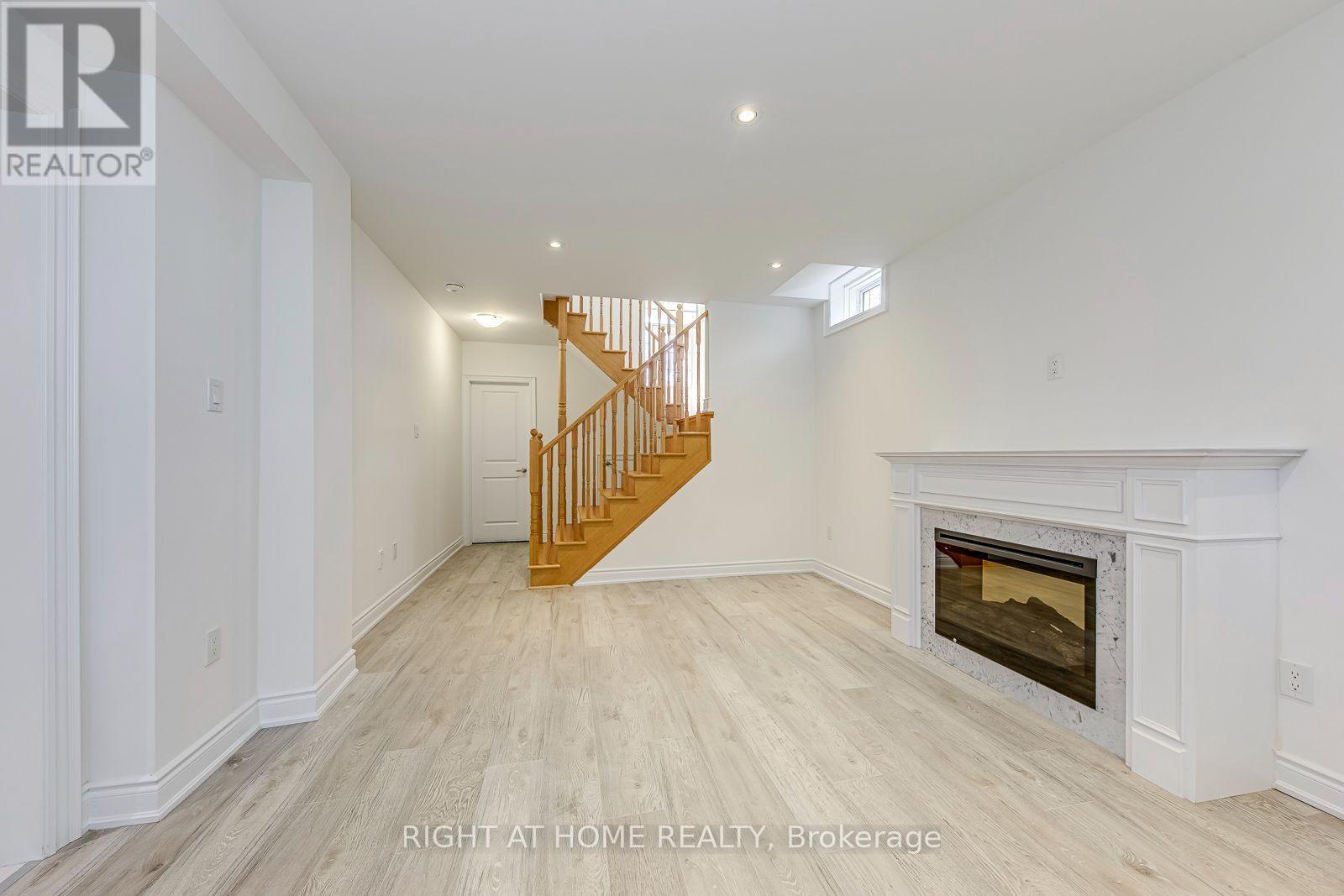 2581 Islington Avenue, Toronto, Ontario  M9V 4A2 - Photo 40 - W13670074