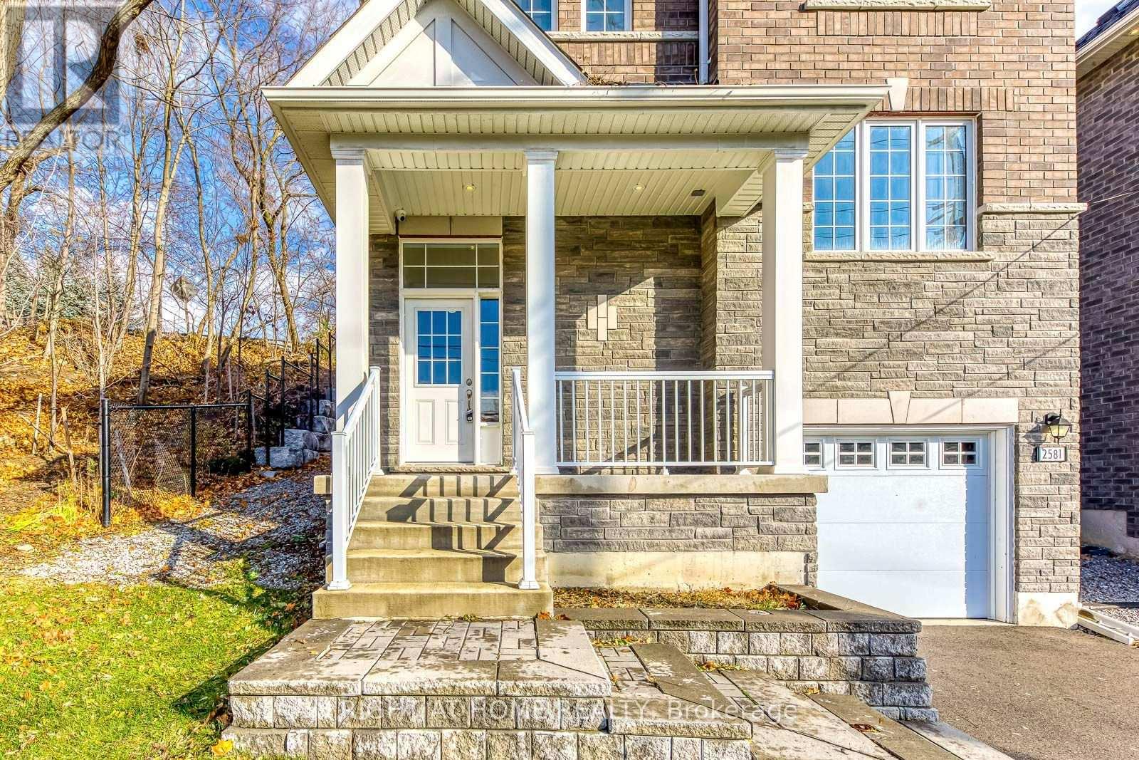 2581 Islington Avenue, Toronto, Ontario  M9V 4A2 - Photo 5 - W13670074