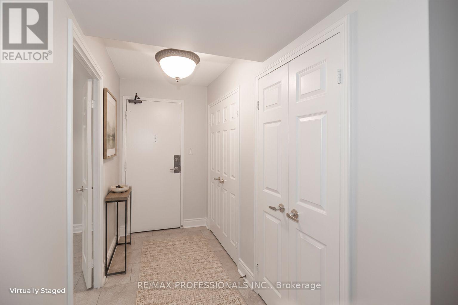105 - 95 La Rose Avenue, Toronto, Ontario  M9P 3T2 - Photo 3 - W13670090