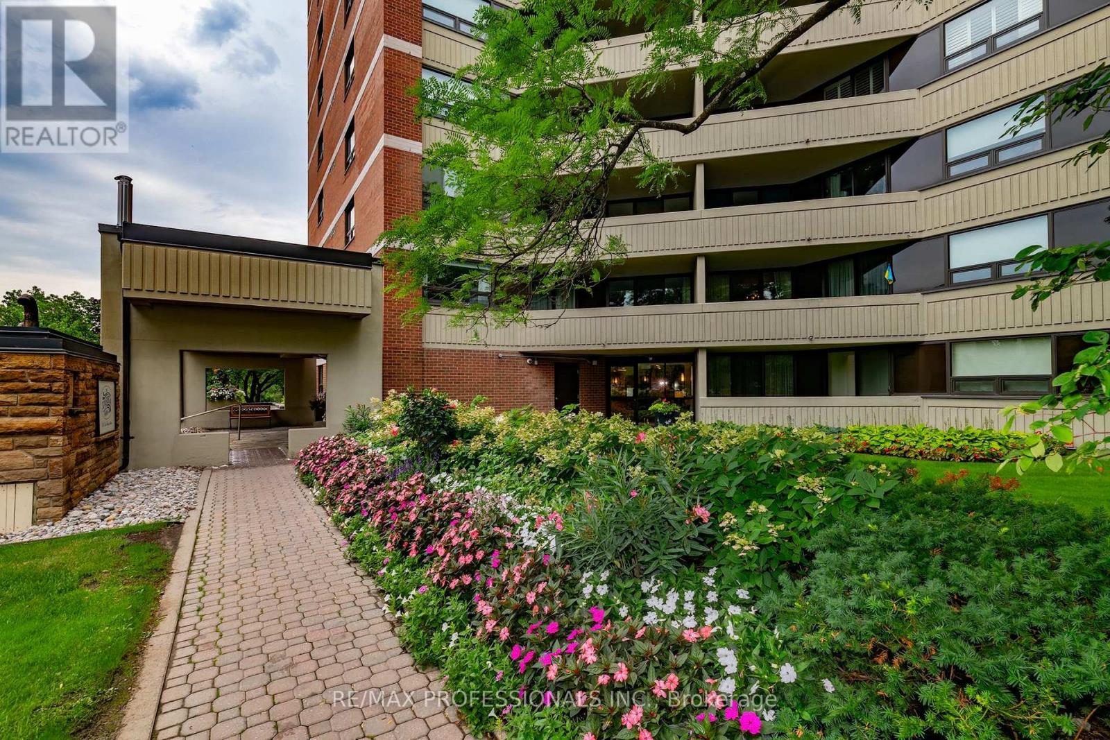 105 - 95 La Rose Avenue, Toronto, Ontario  M9P 3T2 - Photo 30 - W13670090